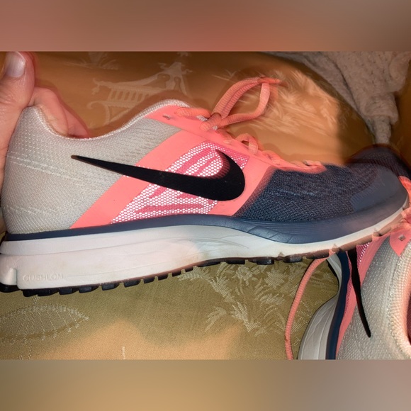 Nike Pegasus Zoom running shoes - Picture 6 of 8